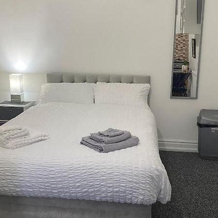 Bvapartments-Blackhouse F2 哈德斯菲尔德 外观 照片