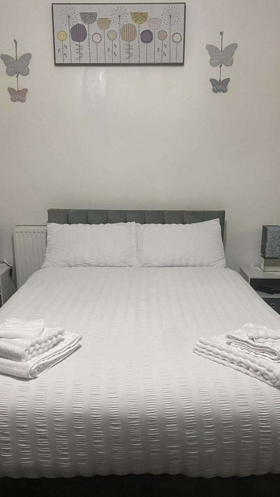 Bvapartments-Blackhouse F2 哈德斯菲尔德 客房 照片